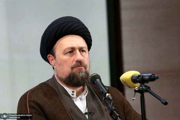 سید حسین خمینی کی ویٹی کن کے سفیر سے ملاقات، پوپ کے انتقال پر تعزیت