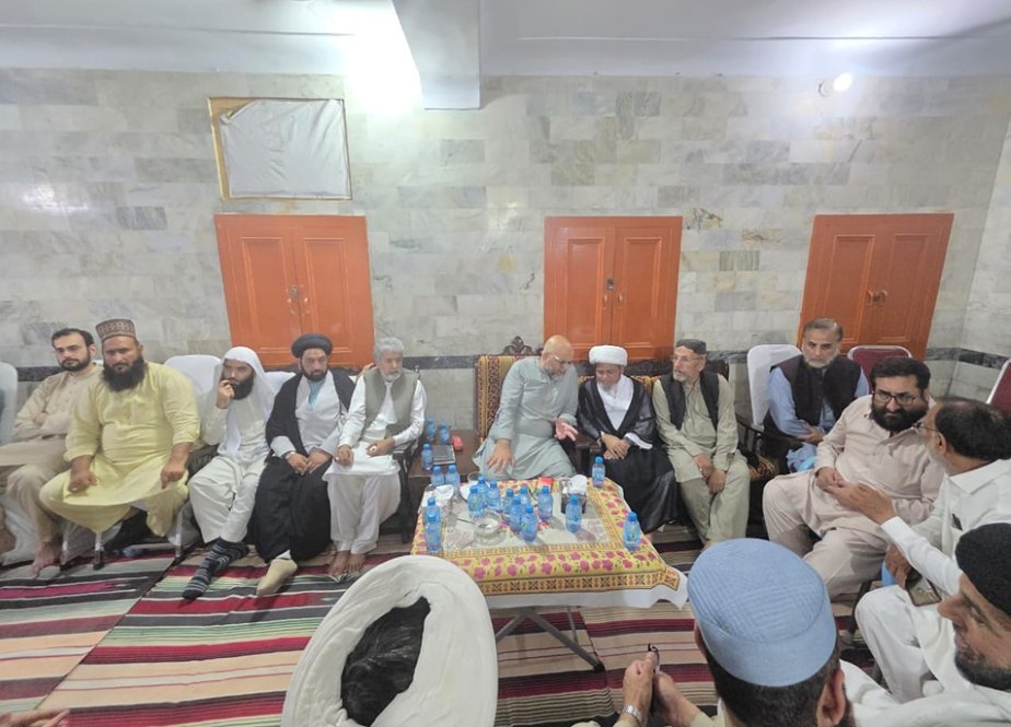 علامہ شبیر میثمی کی وفد کے ہمراہ پروفیسر ساجد میر مرحوم کی رہائشگاہ آمد