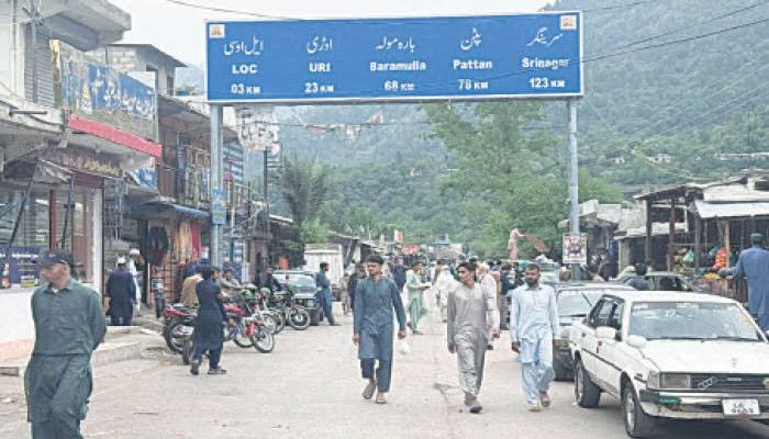 آزاد کشمیر میں انتظامیہ نے آٹا ذخیرہ کرنا شروع کردیا