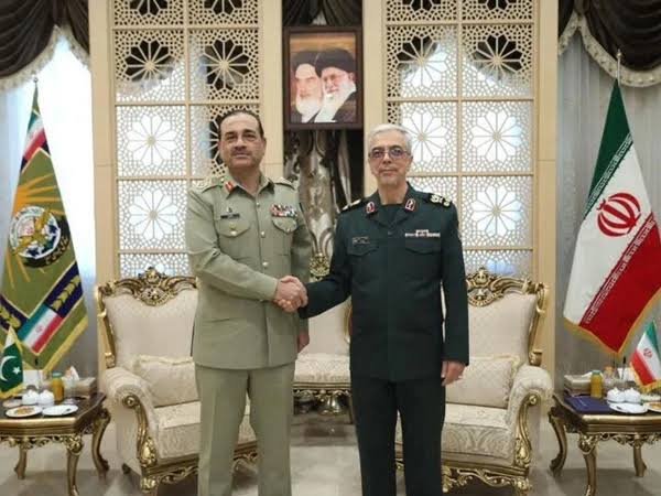 فیلڈ مارشل عاصم منیر کی ایرانی آرمی چیف سے ملاقات