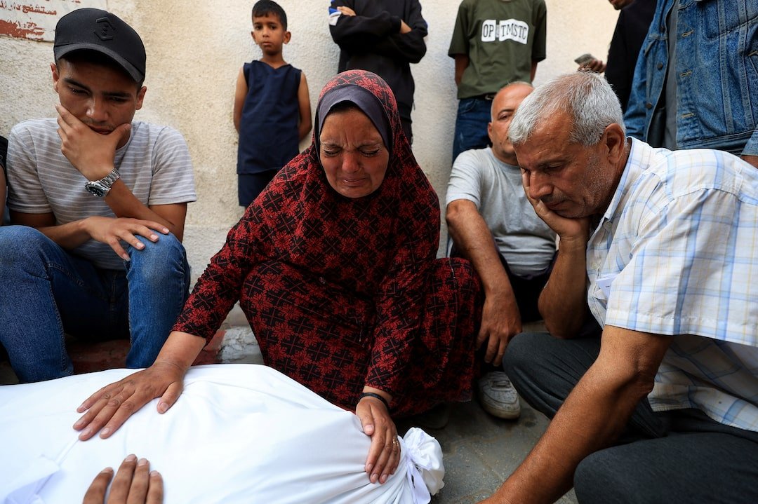 امدادی کیمپ پر پھر فائرنگ، مزید 2 فلسطینی شہید، 92 زخمی