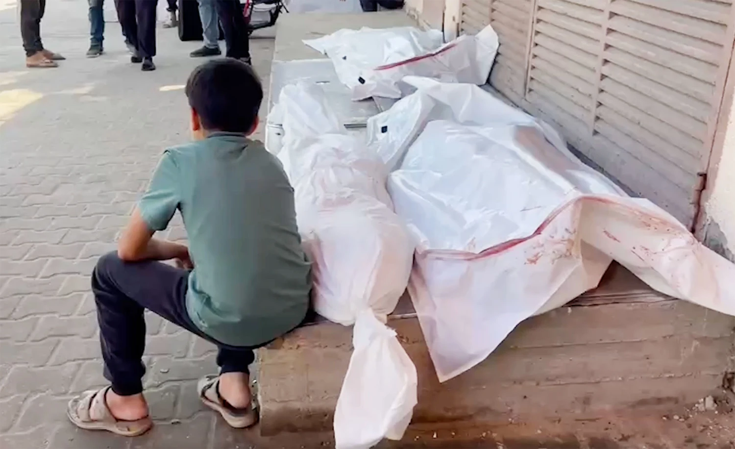 اسرائیلی دہشتگردی جاری، 24 گھنٹوں کے دوران فضائی اور زمینی حملے، مزید 93 فلسطینی شہید