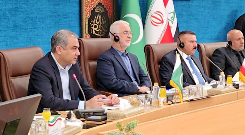 ایران، عراق اور پاکستان کا زائرین کے امور کیلئے ورکنگ گروپ بنانے پر اتفاق