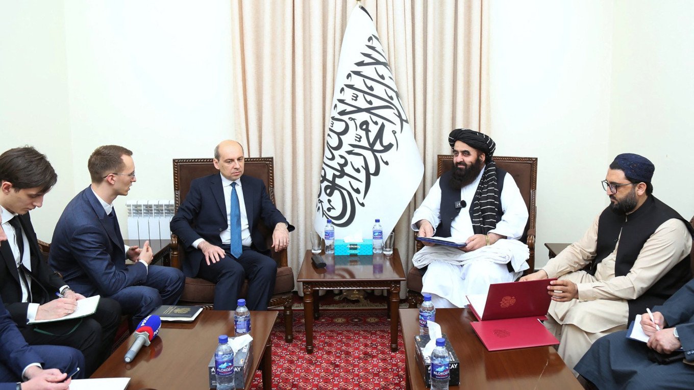 روس طالبان حکومت کو تسلیم کرنے والا پہلا ملک بن گیا