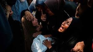 صیہونی حملوں میں 93 فلسطینی شہید، بھوک کی شدت سے 4 افراد چل بسے