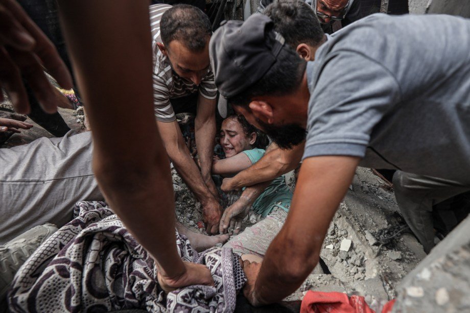 صیہونی فوج کی پیشقدمی، شدید حملوں میں مزید 52 فلسطینی شہید