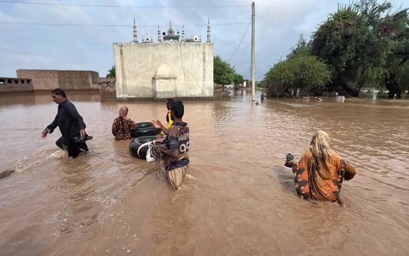 بھارت نے ستلج میں مزید پانی چھوڑ دیا، سیلابی ریلے سے پنجاب کے 9 اضلاع ہائی الرٹ