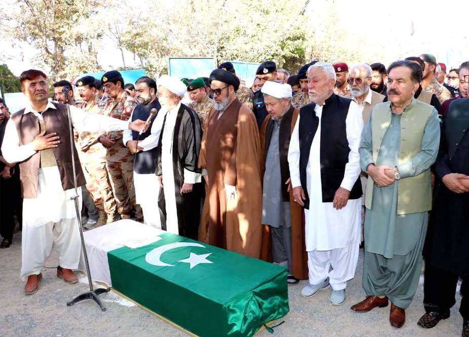ڈیرہ اسماعیل خان میں شہید میجر سبطین حیدر کی بہشت زینب کوئٹہ میں تدفین