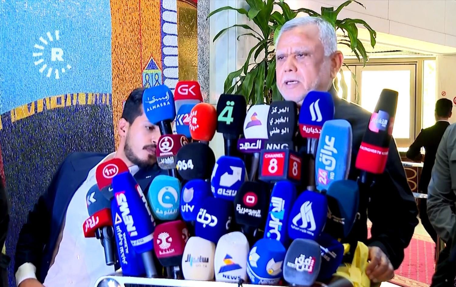حکومت کے قیام میں کسی بھی غیر ملکی مداخلت کو برداشت نہیں کیا جائے گا، ہادی عامری