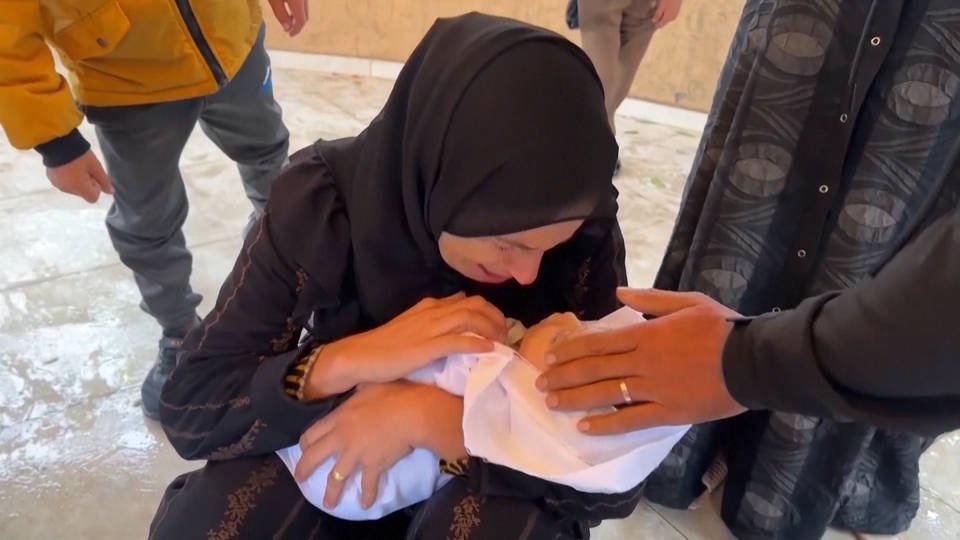 غزہ میں بارشوں نے تباہی مچا دی، 4 بچوں سمیت 12 فلسطینی شہید