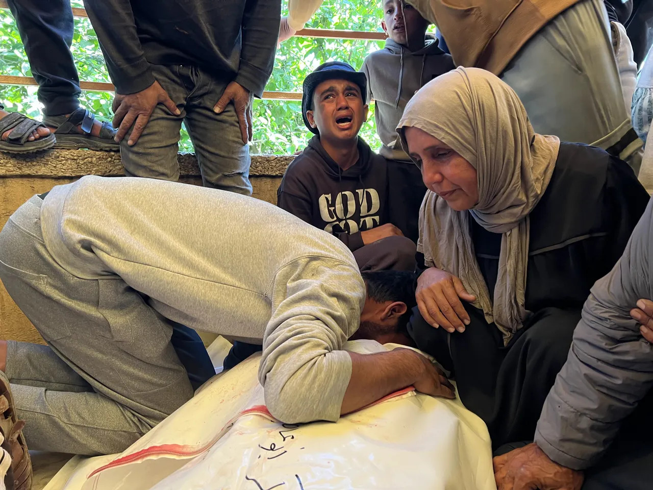 اسرائیلی حملوں اور فائرنگ سے مزید 6 فلسطینی شہید، 7 زخمی