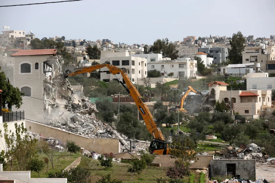 آبادکاروں کے حملے، گذشتہ سال ریکارڈ 37 ہزار فلسطینی بیدخل