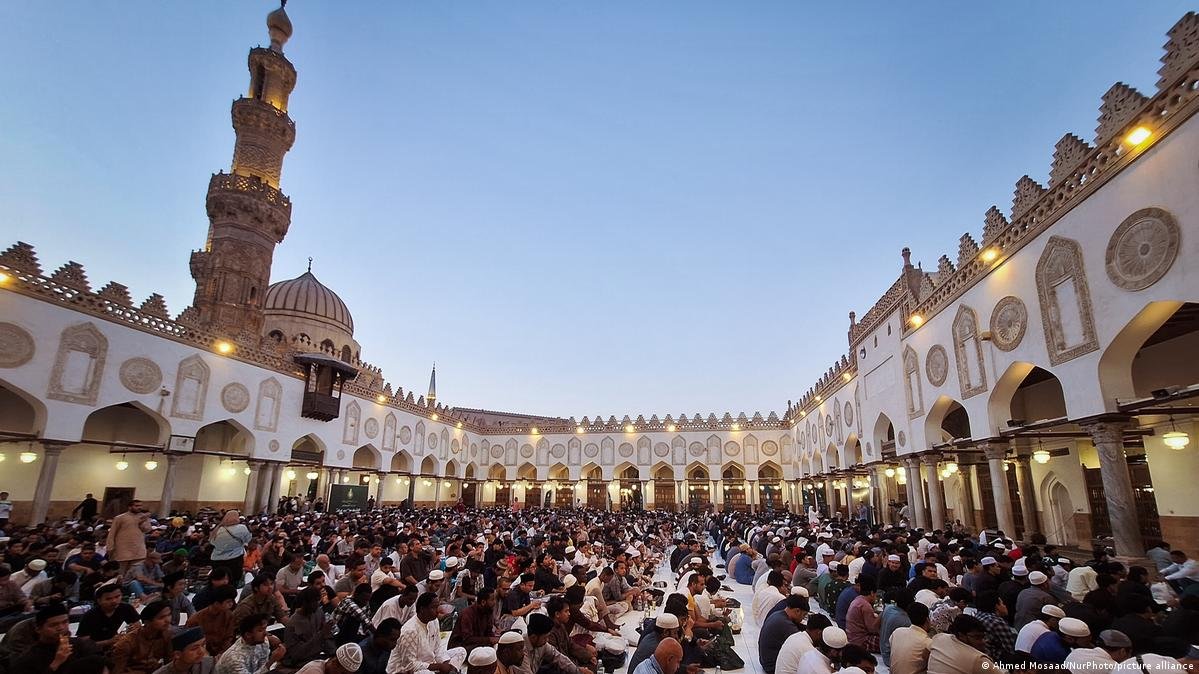 سعودی عرب سمیت خلیجی ممالک میں رمضان المبارک کا آغاز