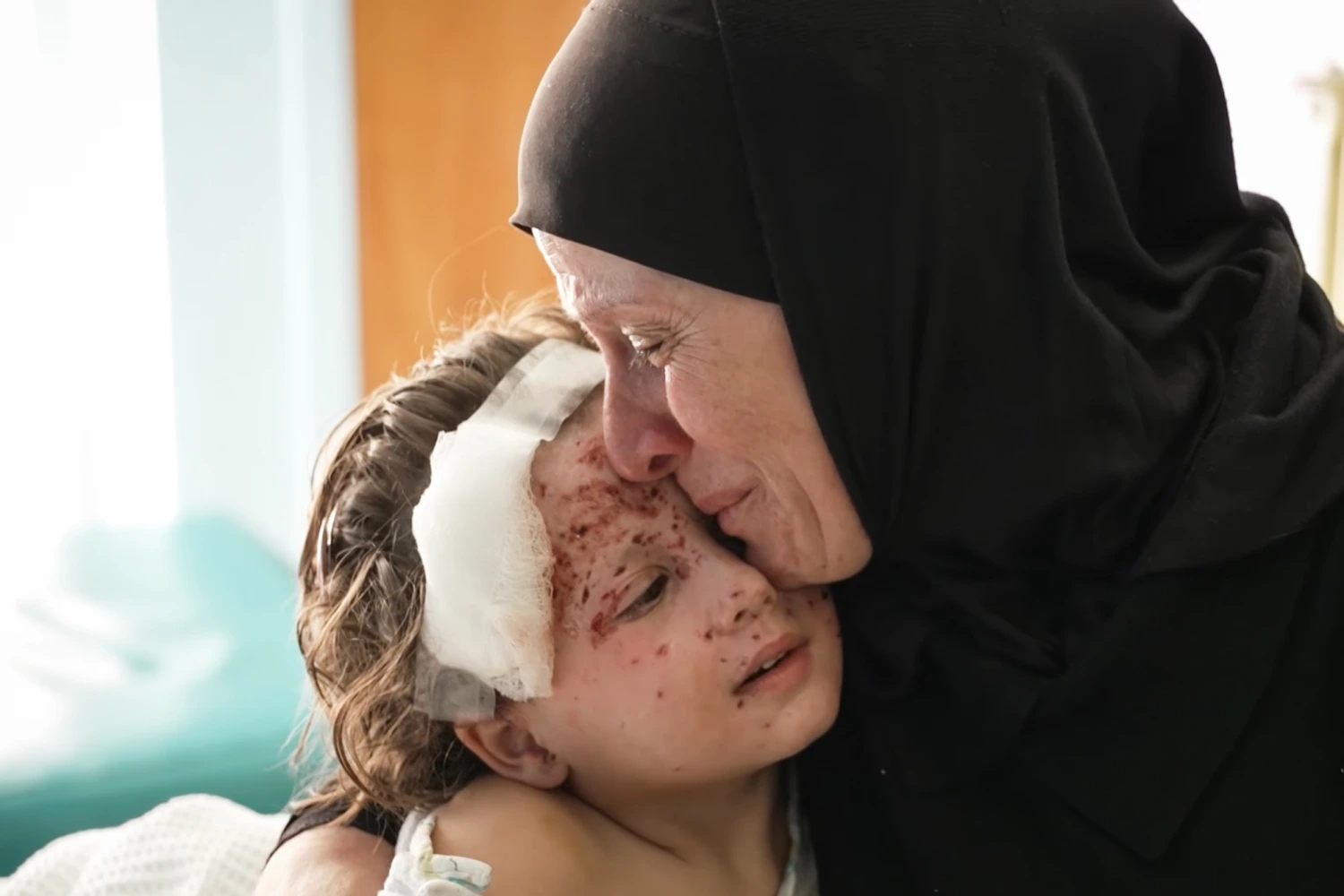 نابلس میں اسرائیلی فائرنگ سے 2 فلسطینی شہید، غزہ میں پانچ سالہ بچہ شہید