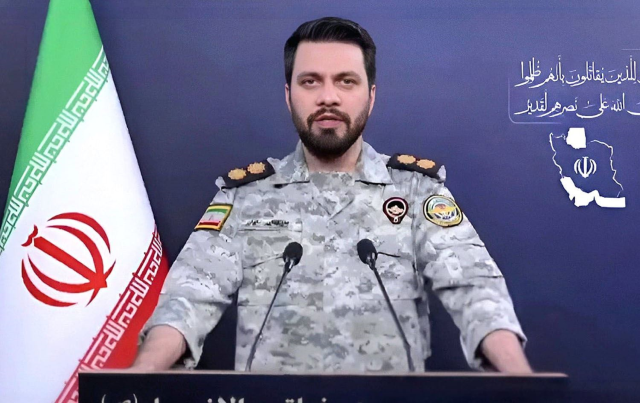 ٹرمپ کی ایران کو نئی دھمکی، پورا خطہ امریکیوں کیلئے جہنم بنادیں گے، پاسداران انقلاب کا جواب