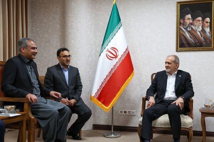 ایران کو ہتھیار ڈالنے پر مجبور کرنا وہم کے سوا کچھ نہیں، پزشکیان