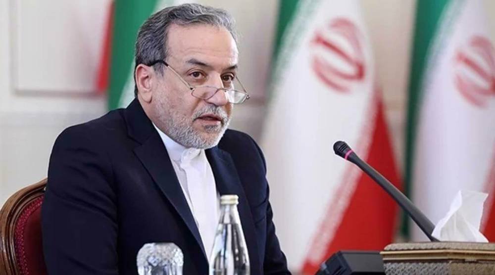 تیل اور پیٹرو کیمیکل کی برآمدات پر پابندیاں ختم کردی گئیں، عباس عراقچی