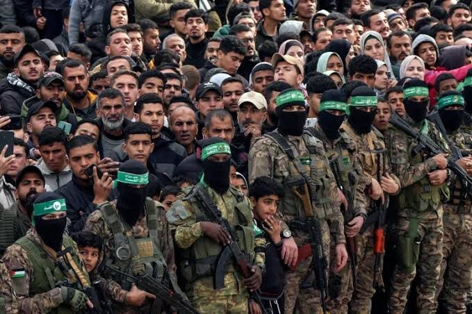 ہتھیار فلسطینیوں کا دفاعی حق ہیں، حماس غیر مسلح نہیں ہوگی، اسامہ بدران
