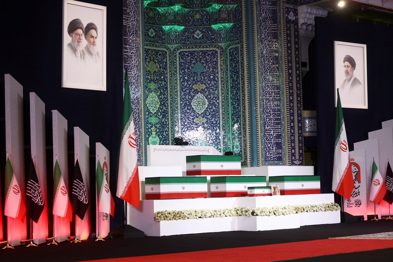 شہید آیت اللہ علی خامنہ ای کی تعزیتی تقریبات جاری، عالمی وفود کی آمد