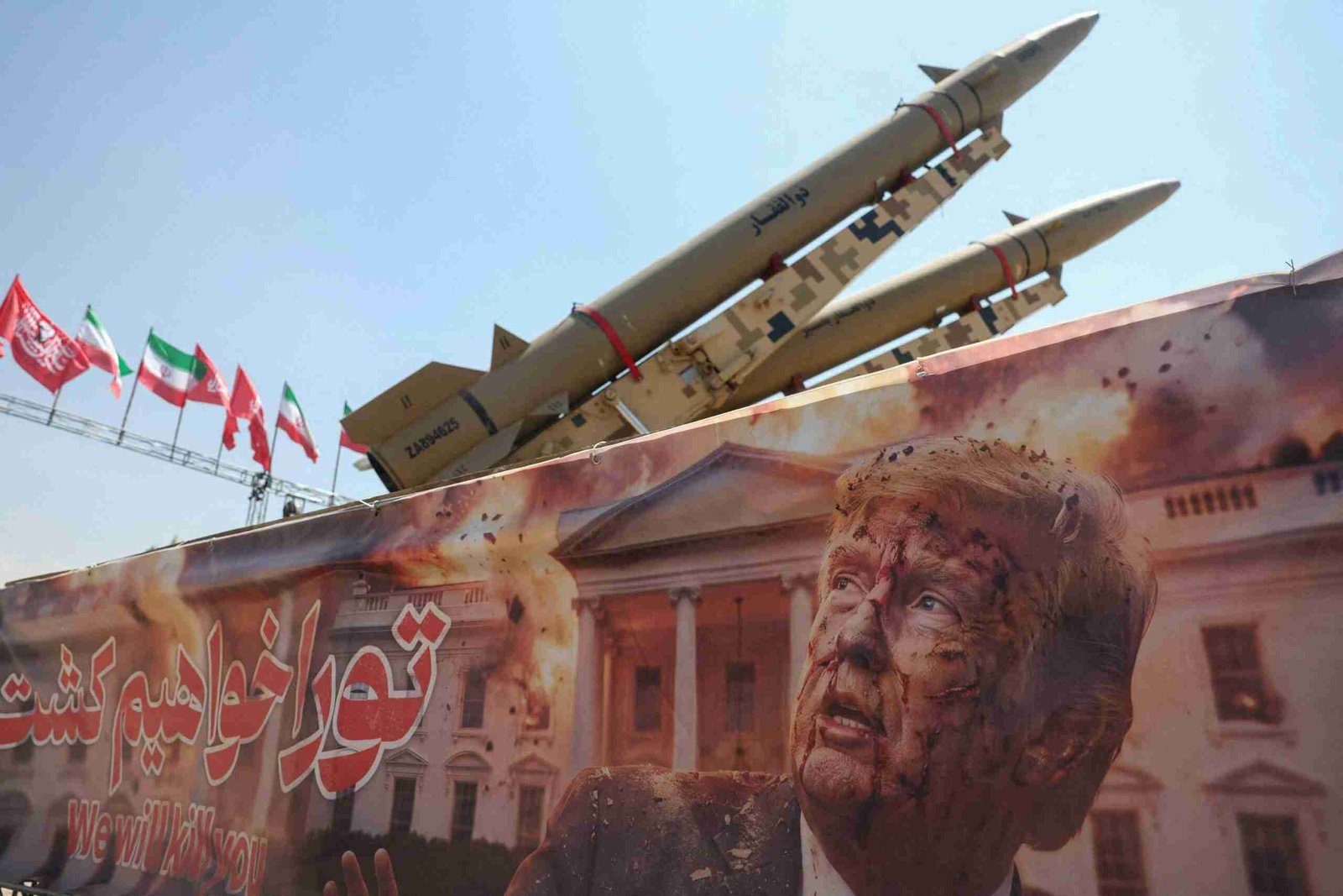 ایران کے امارات اور اردن میں امریکی فوجی اڈوں، بحری جہازوں پر جوابی حملے