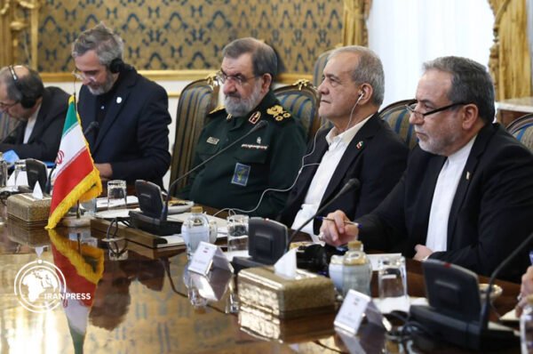 ایران مسلم ممالک کے درمیان اتحاد، سلامتی اور ترقی کو فروغ دینے کے لیے تعاون پر تیار ہے، پزشکیان